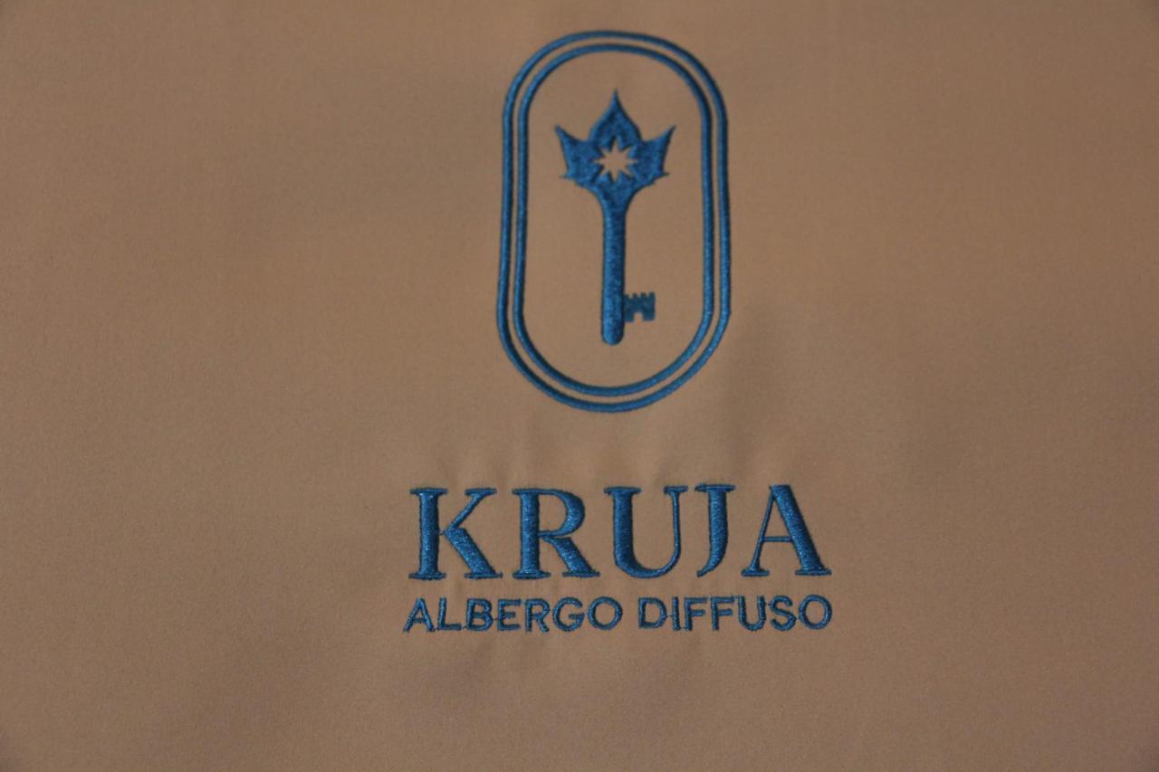 Diffuso , Inside Castle Hotel Krujë