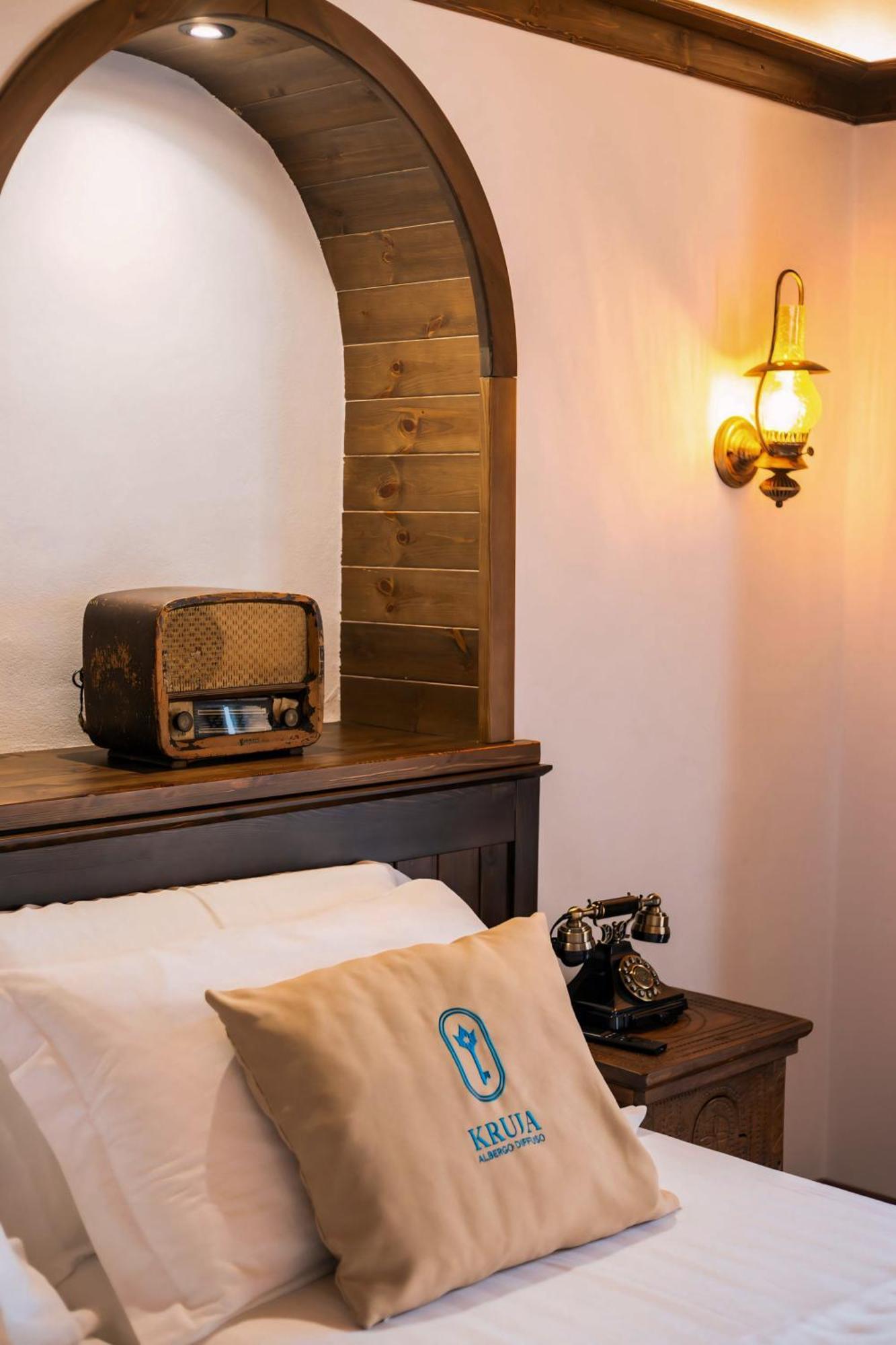Diffuso , Inside Castle Hotel